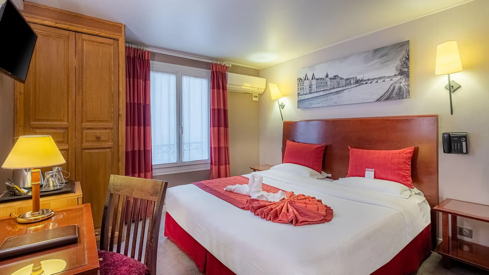 ***  Hotel Korner Louvre Paryż Francja
