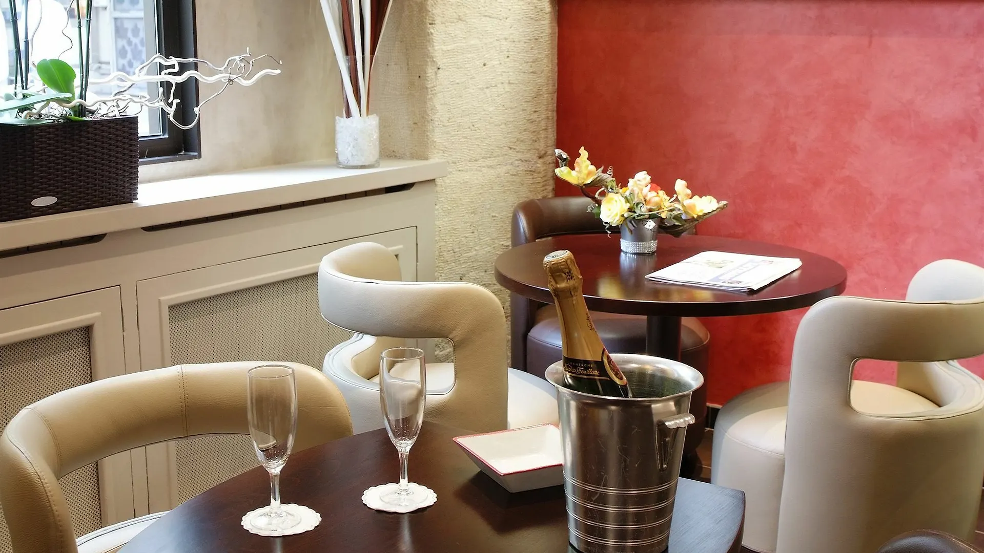 Korner Louvre Hotel Paris