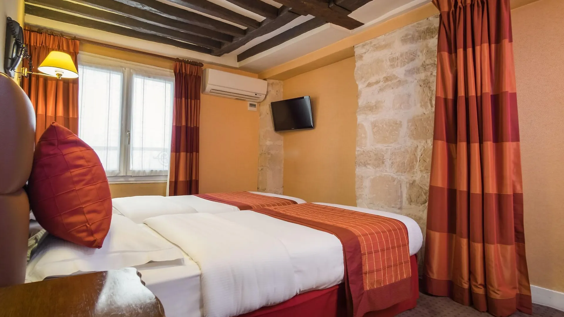 Korner Louvre Hotel Paris 3*,